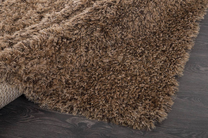 Модный ковер из шерсти